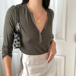 GREEN BANANA REPUBLIC BUTTON UP